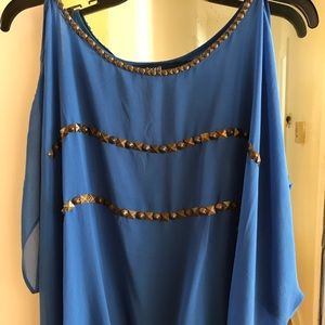 Cold shoulder Eloquii top